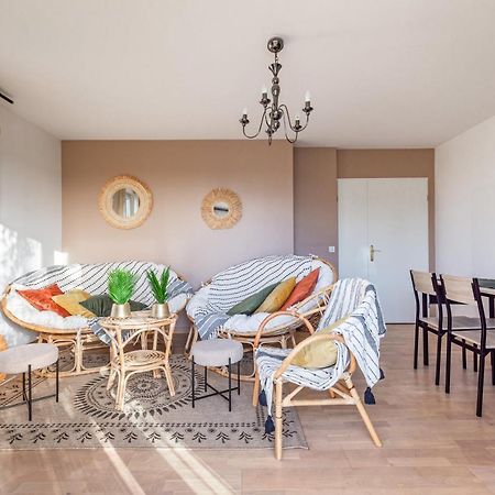 Apartamento Luxe Flat For 7 - Fairytale Factory Bussy-Saint-Georges Exterior foto